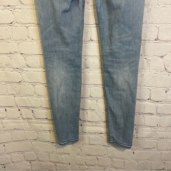 AEO Super High Rise Jegging Distressed size 4 Short - Picture 8 of 11